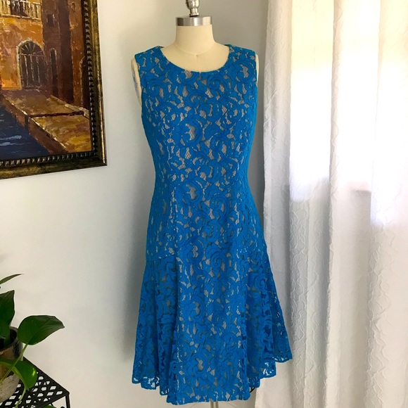 Sleeveless Fit and Flair Cocktail Midi Dress - Picture 4 of 16